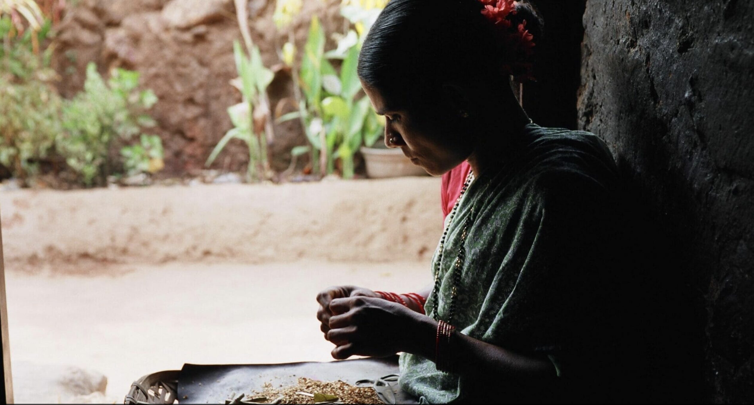 Working in the Shadows: Mumbai’s Home-Based Female Artisans